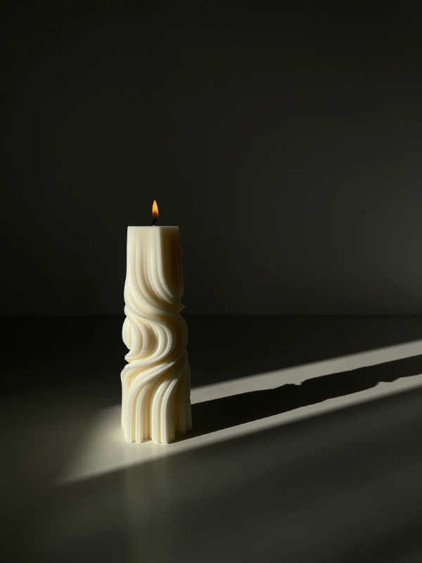 Olive Gergel Naomi Eco Soy Candle - Mirrors Beauty