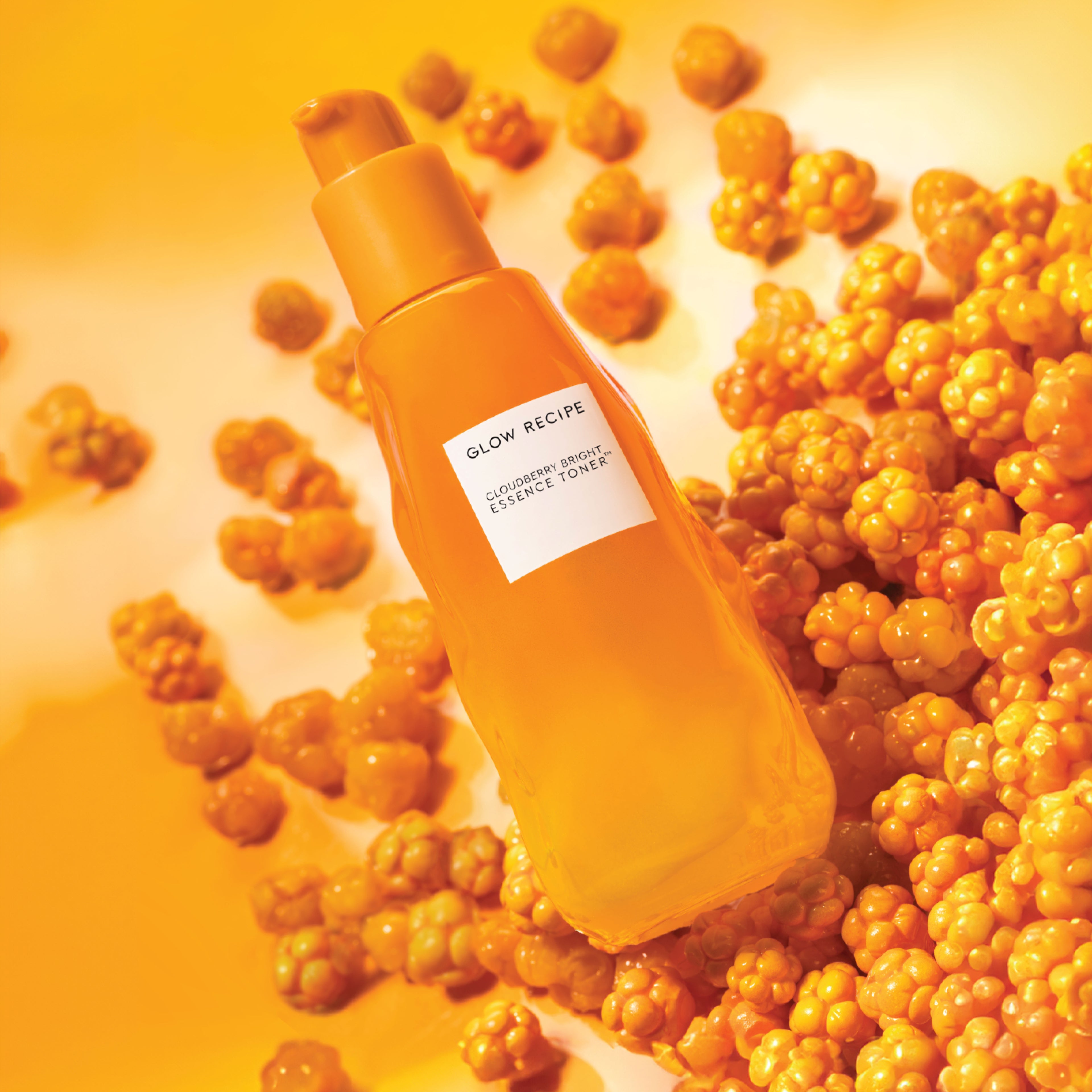 GLOW RECIPE Cloudberry Bright Essence Toner - Mirrors Beauty