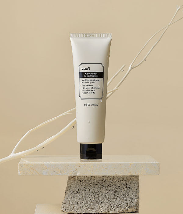 Dear, Klairs Gentle Black Facial Cleanser - Mirrors Beauty