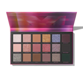 Morphe shade thrower Eye shadow - Mirrors Beauty