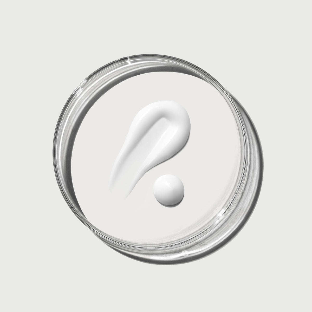 Naturium Urea 5% Body Serum Mirrors Beauty