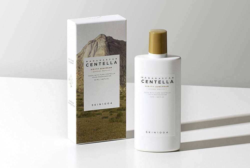Skin1004 Madagasca Centella Air-Fit Suncream plus Mirrors Beauty
