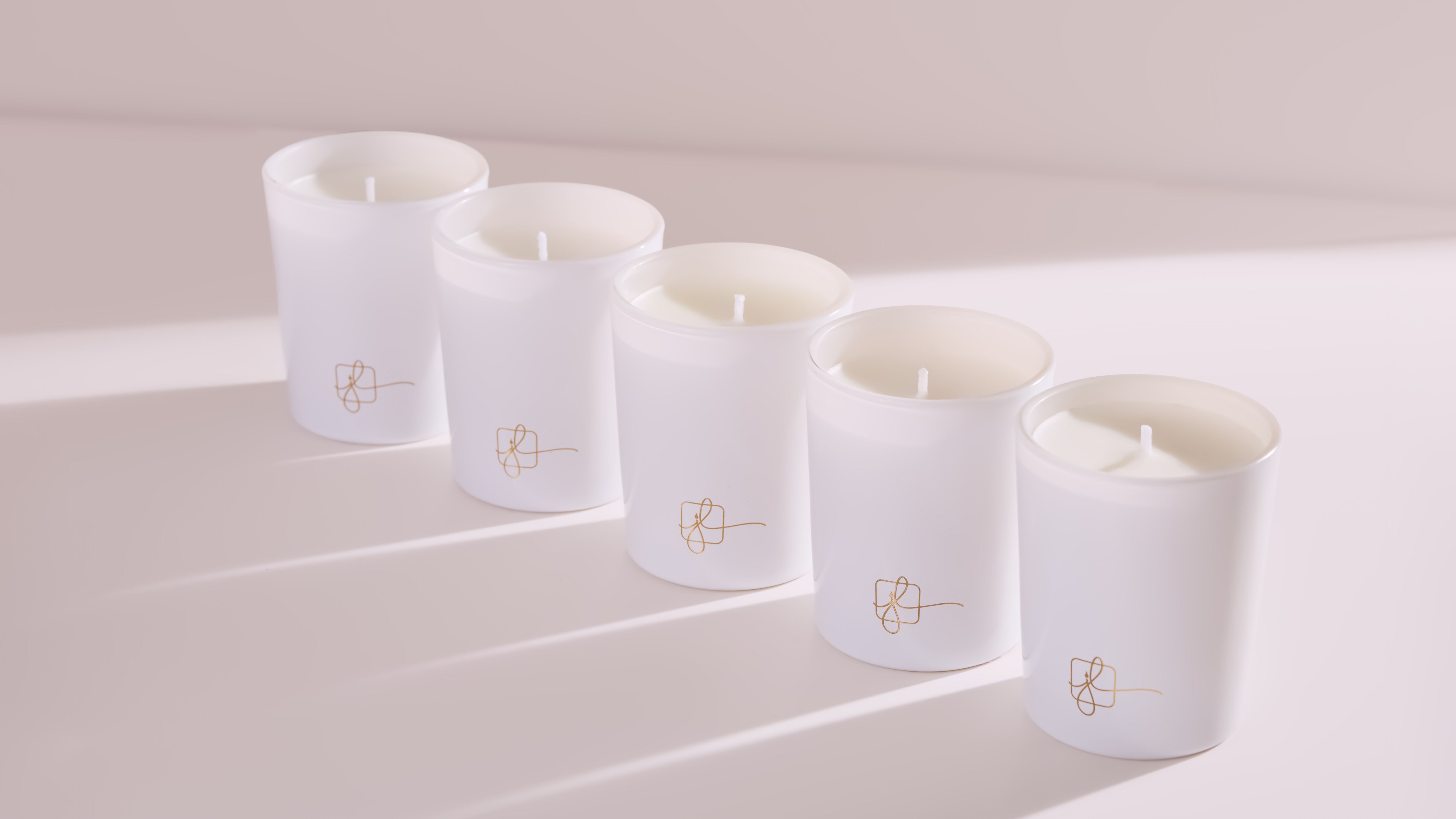 Jacque Mini Candles Gift Set Mirrors Beauty