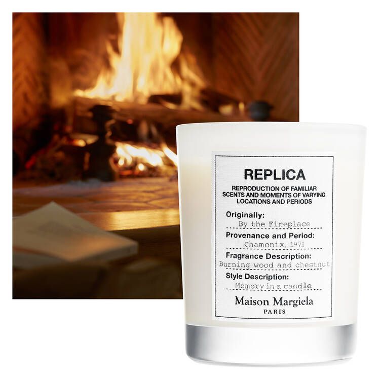 REPLICA By The Fireplace Scented Candle mini - Mirrors Beauty