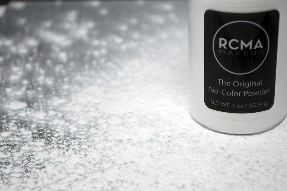 RCMA The Original No-Color Powder - Mirrors Beauty