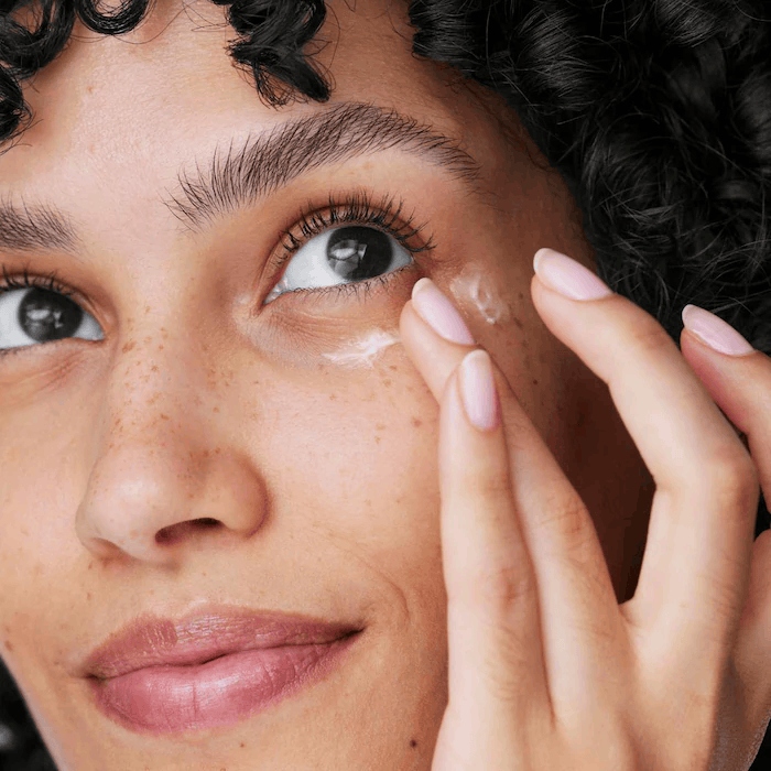 Clinique All about Eyes Eye Cream with Vitamin C - Mirrors Beauty