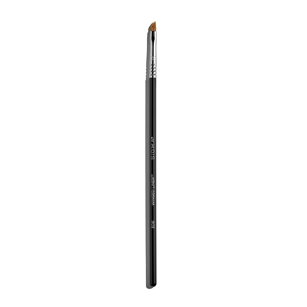 SIGMA  E06 Winged Liner™ Brush