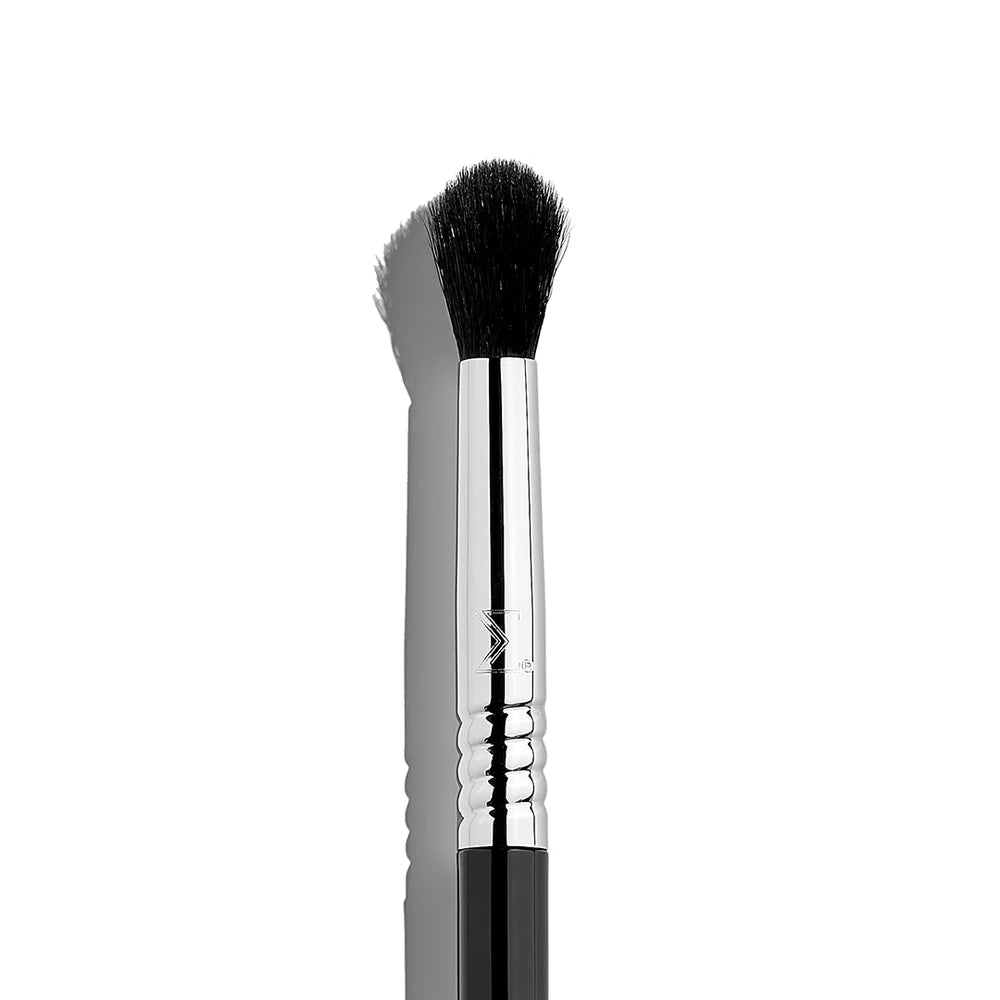 Sigma E38 Diffused Crease™ Brush