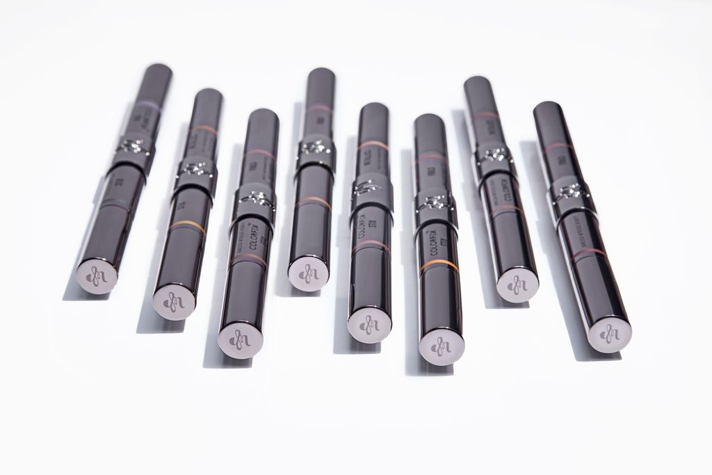 Danessa Myricks Colorfix Stix- Multi-Use Pearl Pigment Stick for Eye, Cheek & Lip