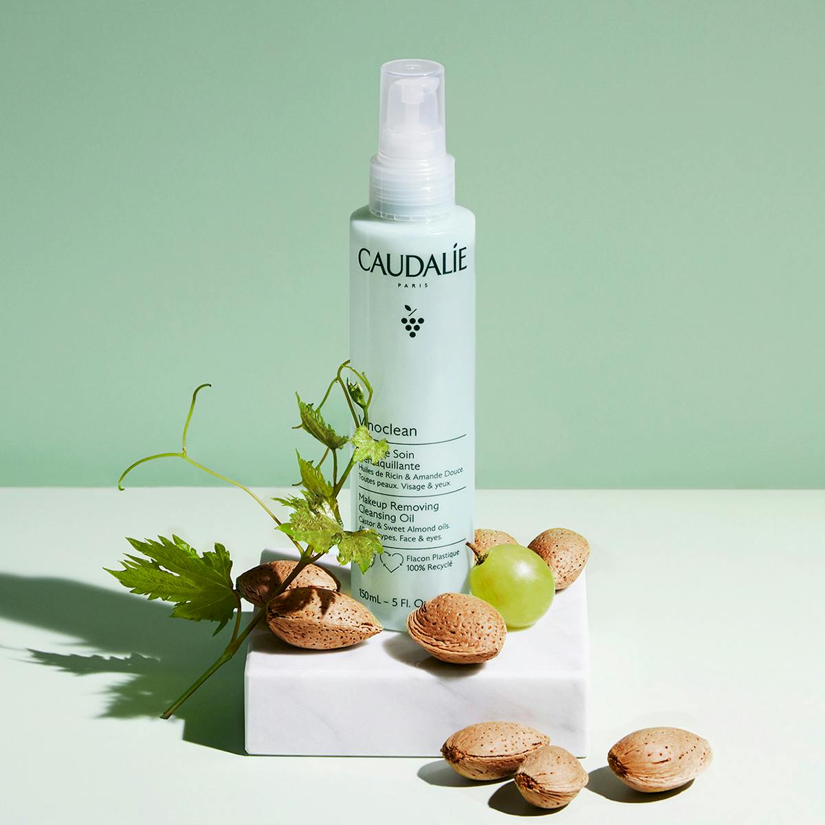 Caudalie Vinoclean
Makeup Removing Cleansing Oil