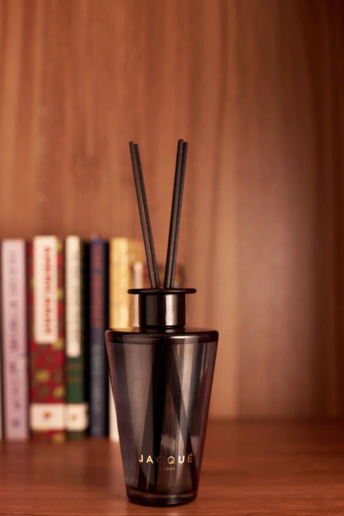 Jacque Velvet Oud Diffuser | Mirrors Beauty