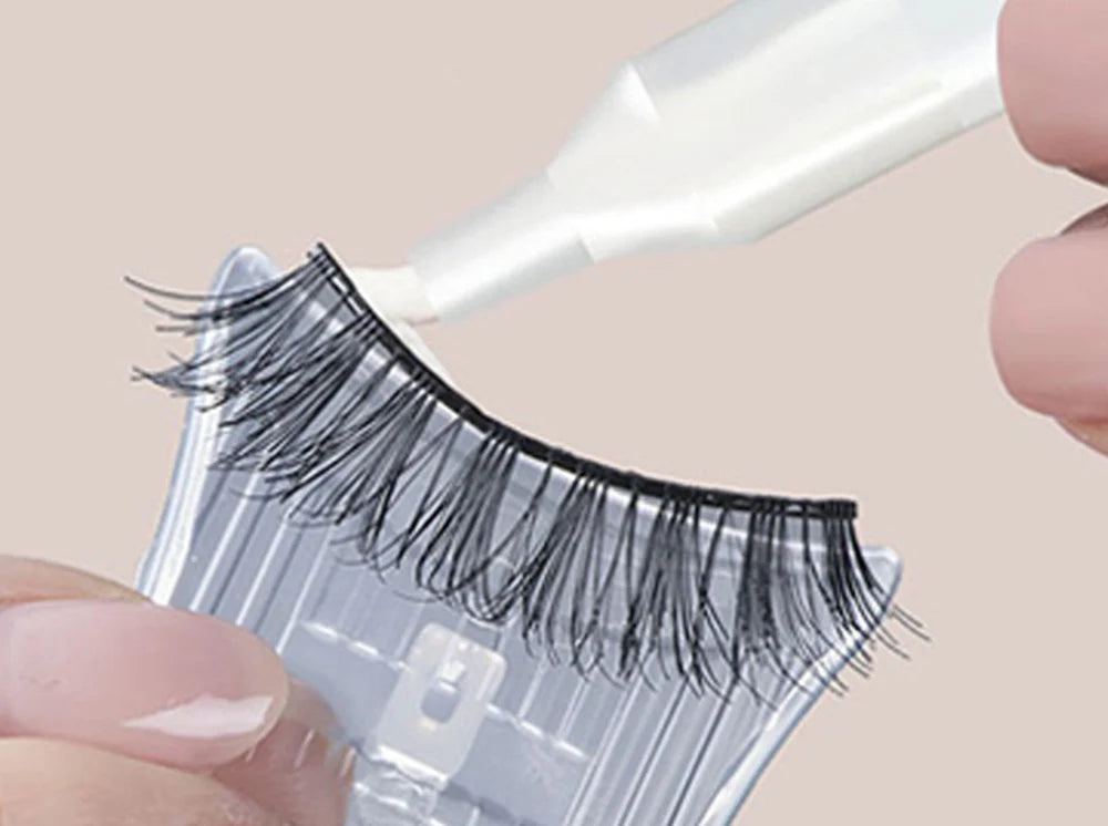 Duo Brush On Striplash Adhesive