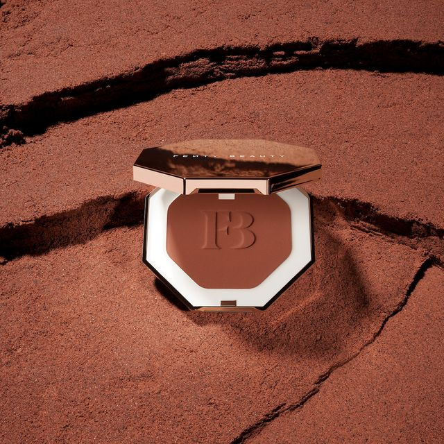 Fenty Beauty Sun Stalk'R Instant Warmth Bronzer